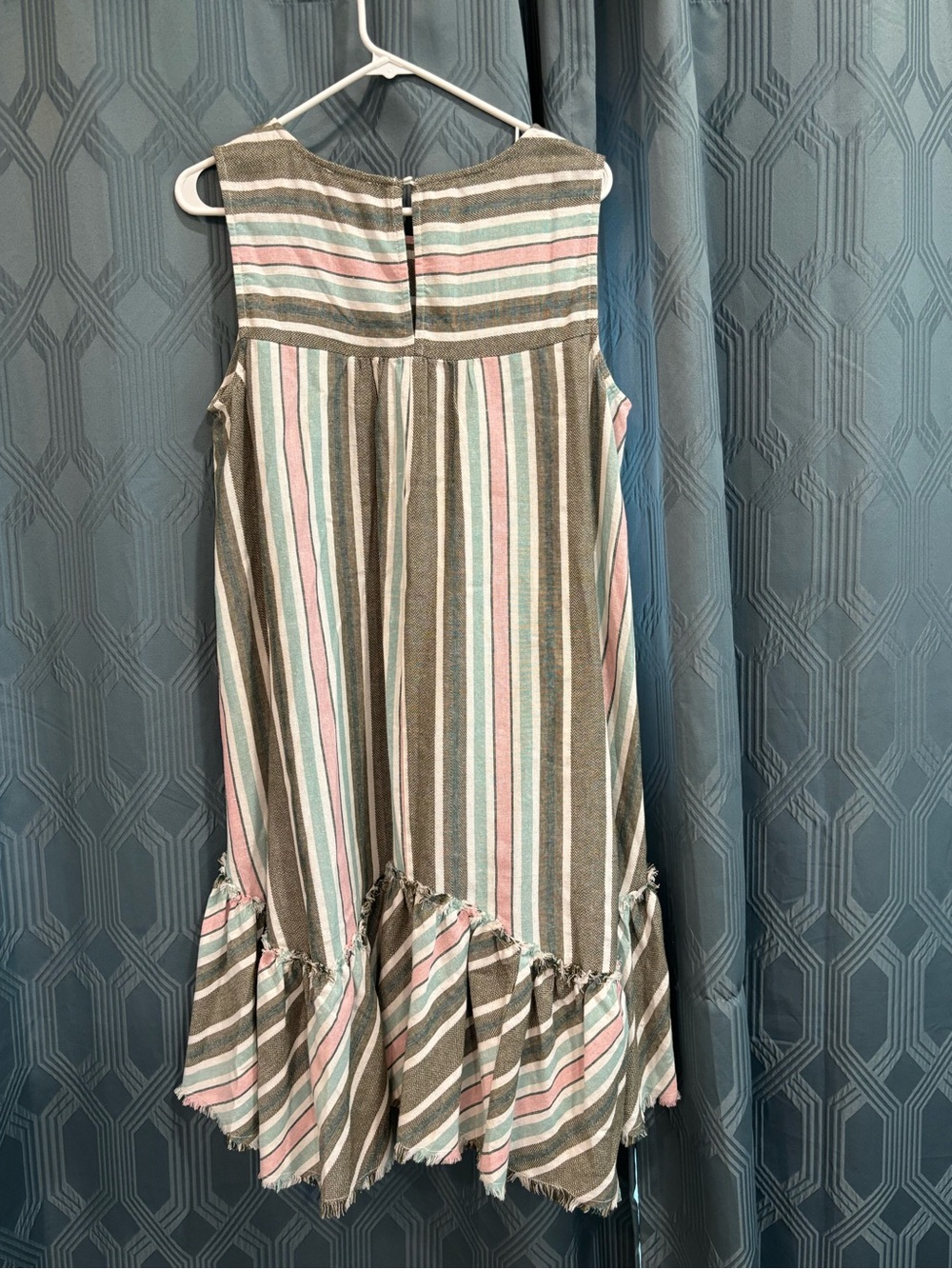 Gigio USA Striped Boho Sleeveless Dress with Ruffled Frayed Hem - Picture 2 of 3
